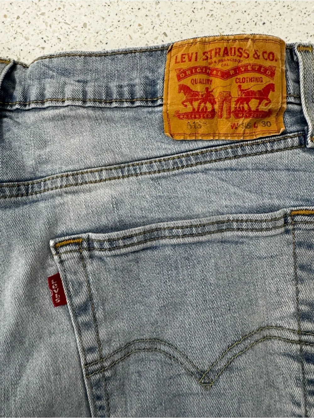 Levis 513 Men's Jeans 36x30 Blue Denim Light Wash Slim Straight Pockets Fade